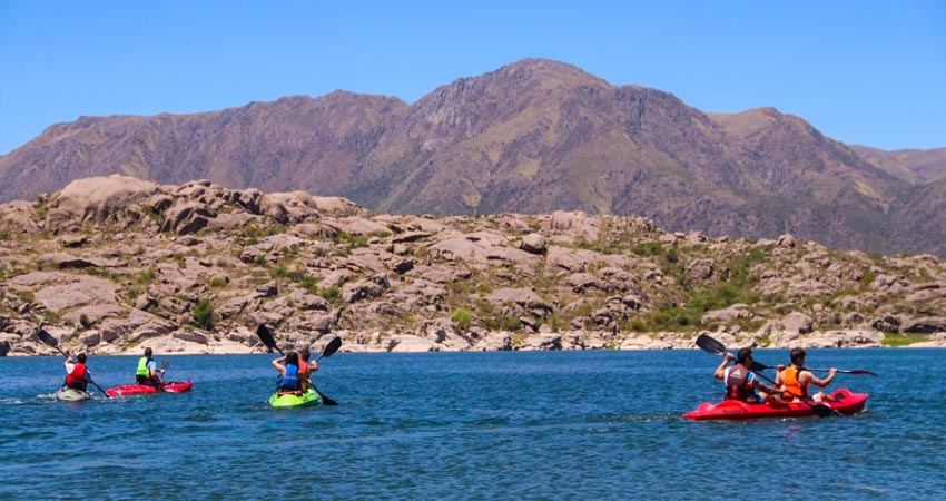 Kayak en Dique el Cajón