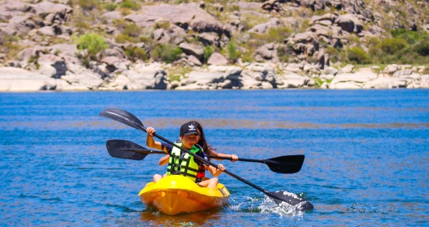 Kayak en Dique el Cajón